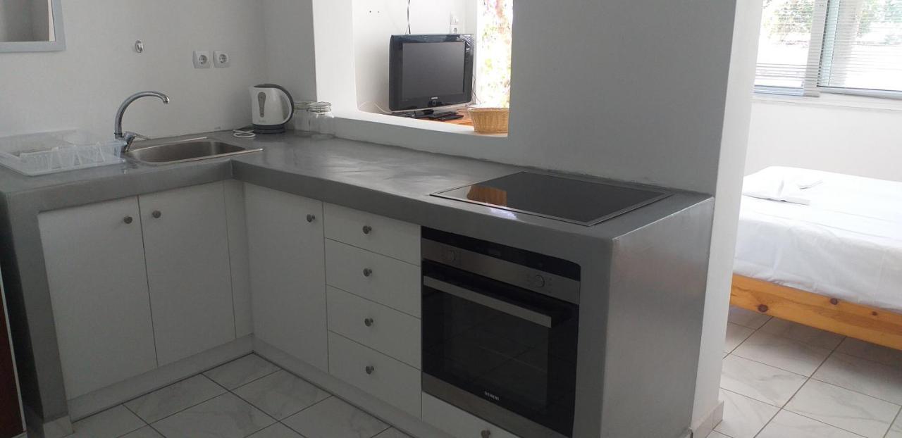 White And Blue,Finikas Syros Apartment Vissa Luaran gambar