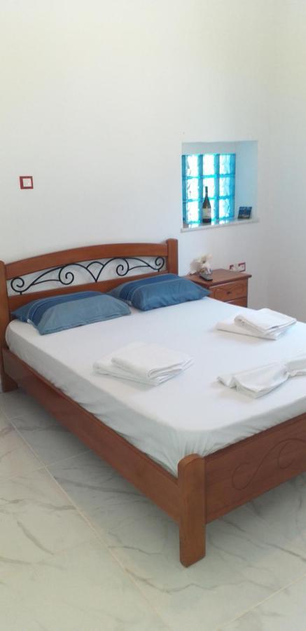 White And Blue,Finikas Syros Apartment Vissa Luaran gambar