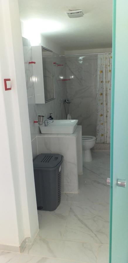 White And Blue,Finikas Syros Apartment Vissa Luaran gambar