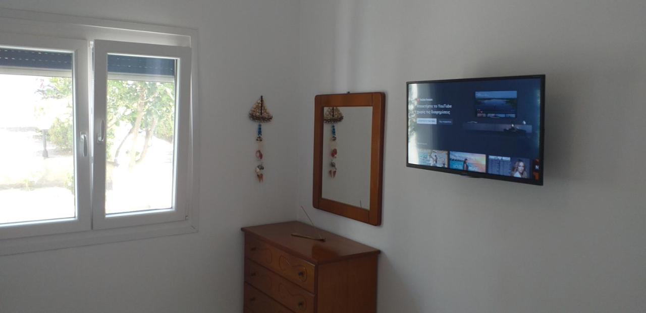 White And Blue,Finikas Syros Apartment Vissa Luaran gambar