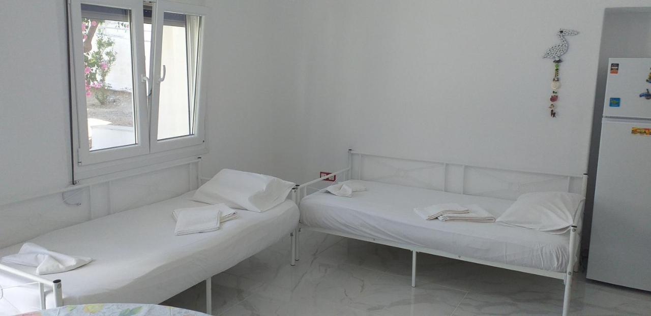 White And Blue,Finikas Syros Apartment Vissa Luaran gambar